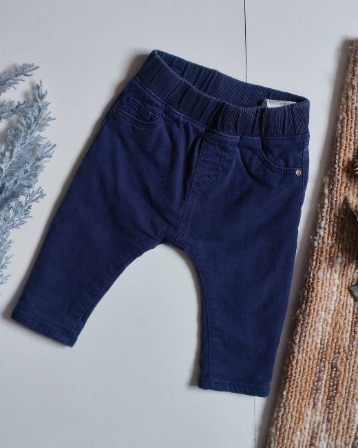 Pantalón H&M talla 4-6 meses