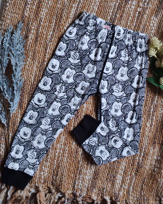 Patitas Disney talla 4