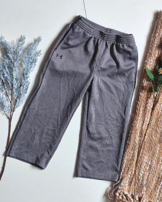 Buzo Under Armour talla 3