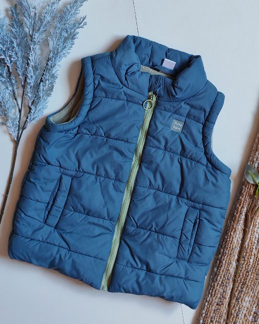 Chaqueta sin mangas talla 36 meses