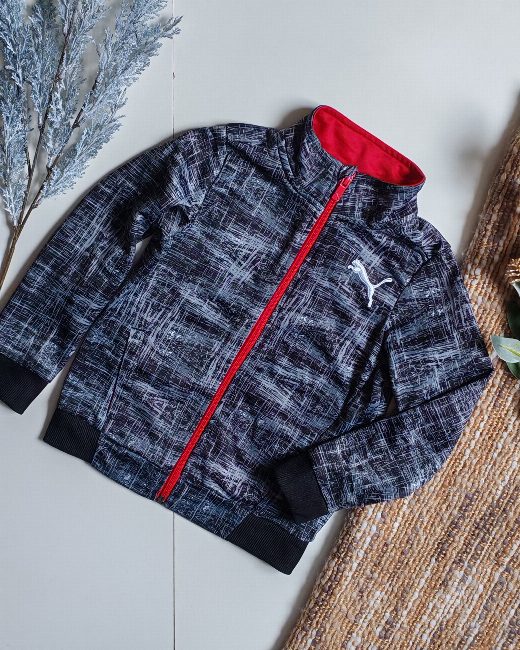 Poleron Puma talla 3 años
