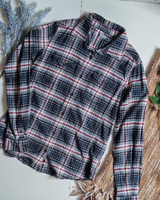Camisa Carhartt talla S (14-16 años)