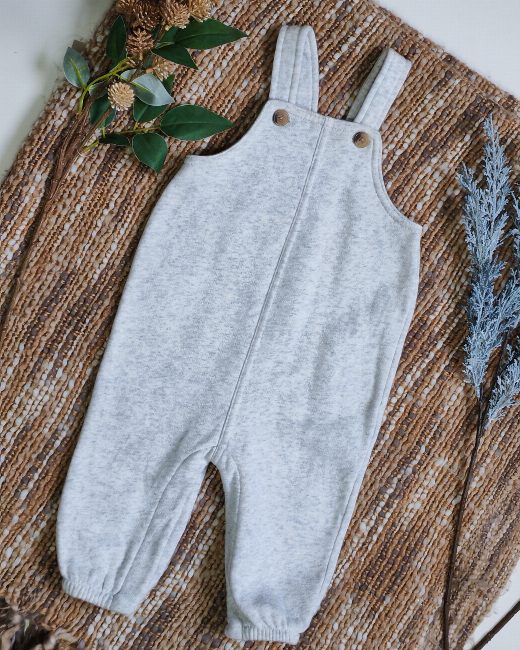 Jardinera Old Navy talla 6-12 meses