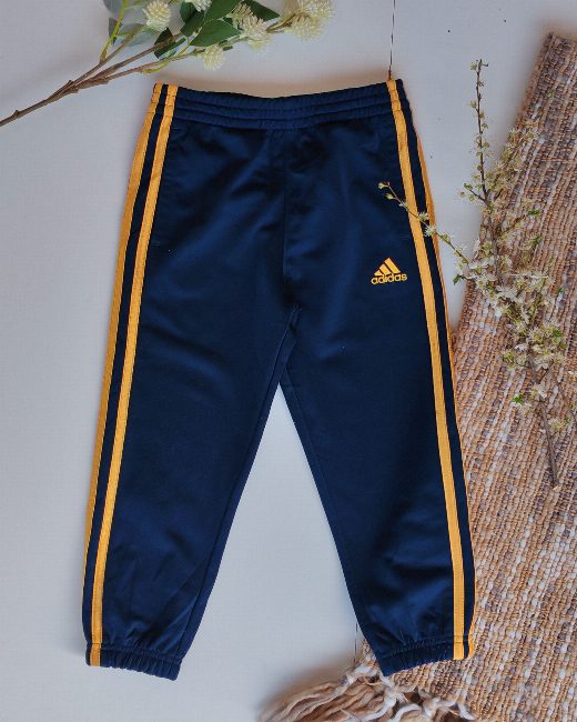 Buzo ADIDAS talla 4