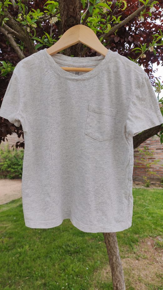 Polera gap talla 8 pequeña