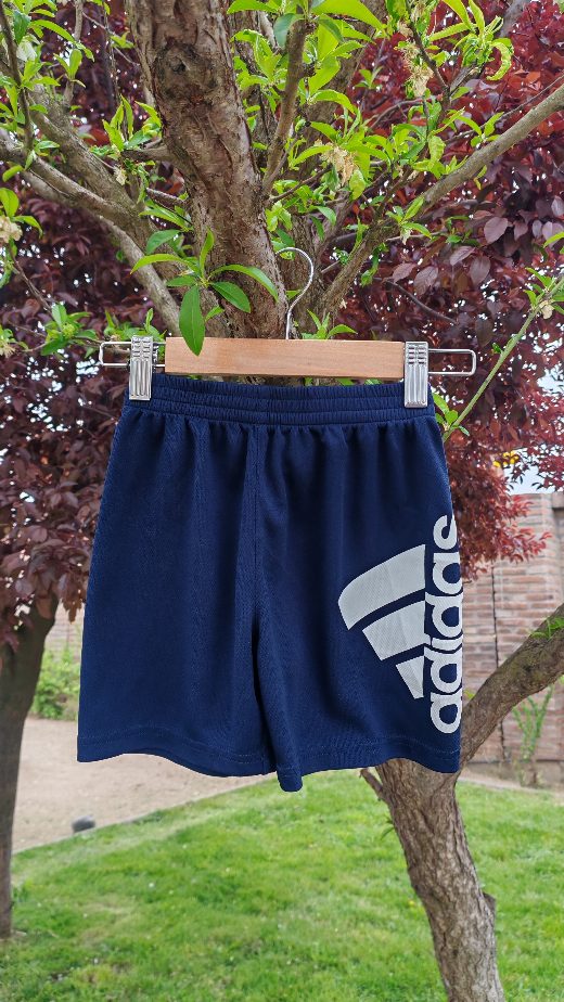 Short Adidas talla 5