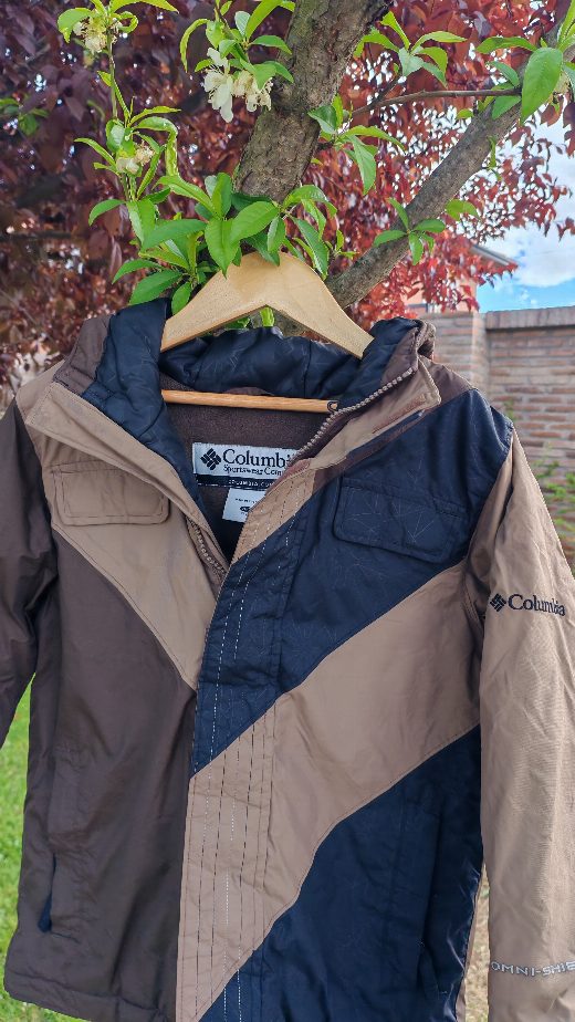 Chaqueta columbia talla 6-7 años