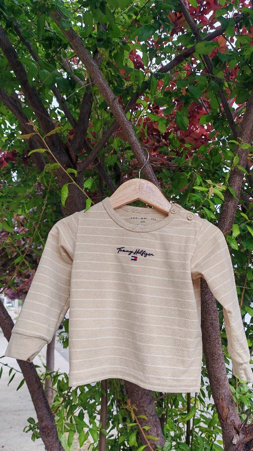 Polera Tommy 12 meses
