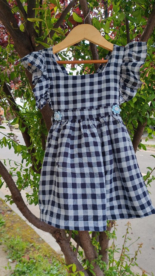 Vestido talla 24 meses